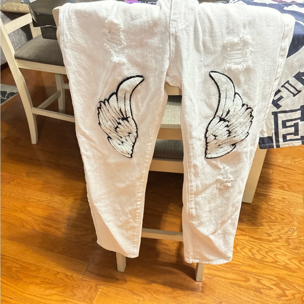 White Jeans with Wing Embroidery JEANS AND SHIRT LARGE BOTH FOR 35